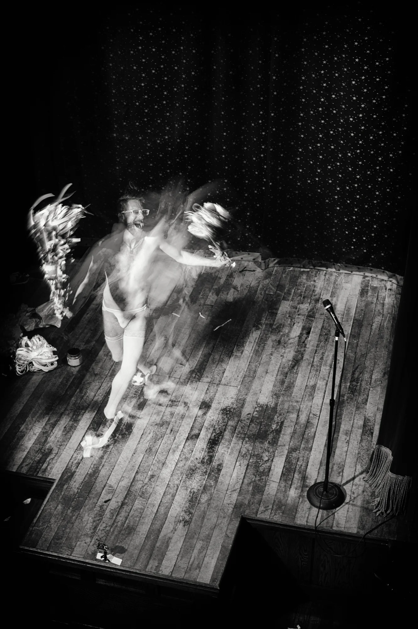 Matt Knife © Matt Hill (from Paper Burlesque) 