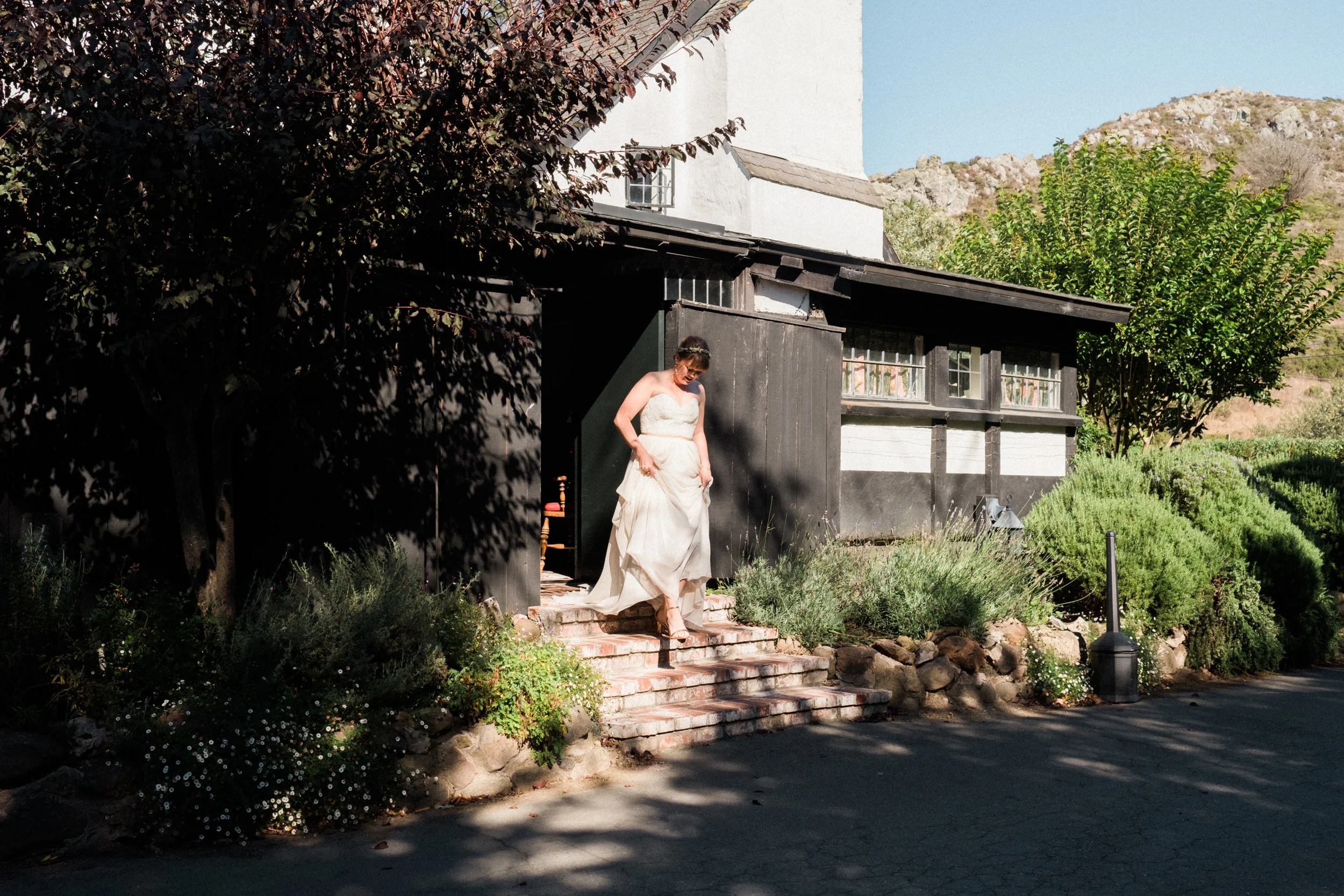 Pelican Inn Muir Beach Wedding-8.jpg