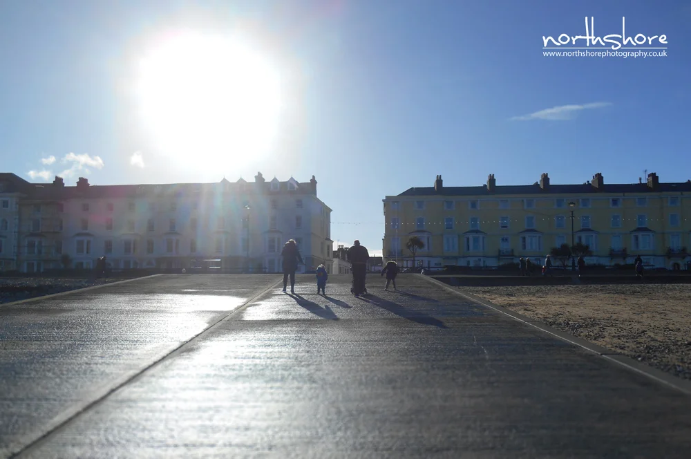 Llandudno-prom-picture.jpg