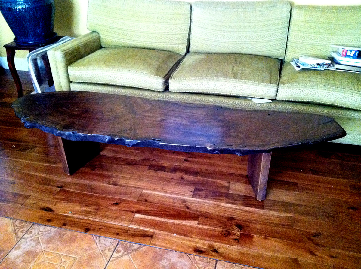 solidclarocoffeetable.jpg