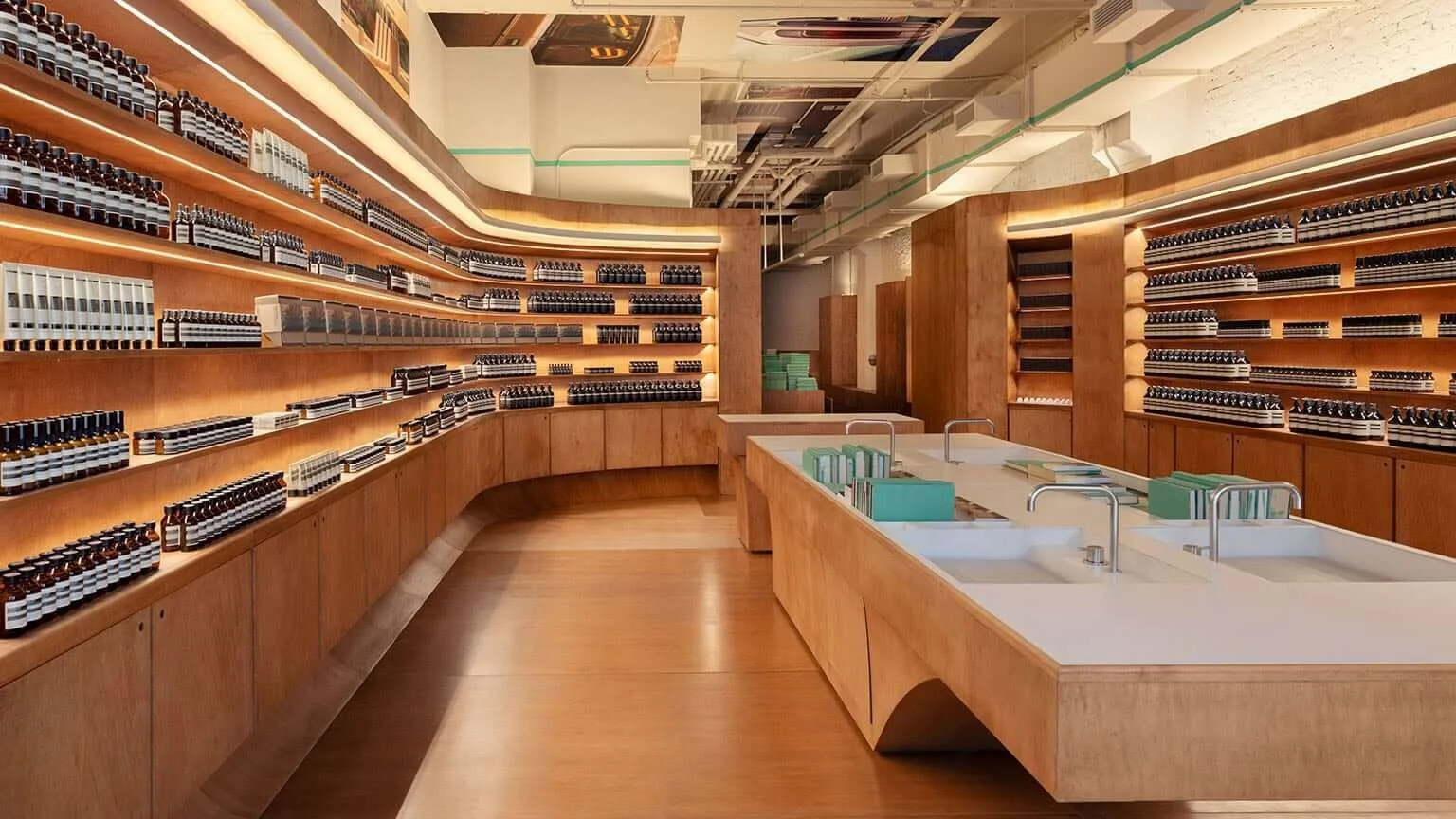 Aesop_Gansevoort_Street_Hero_Bleed_Tablet_1536x864px.jpg
