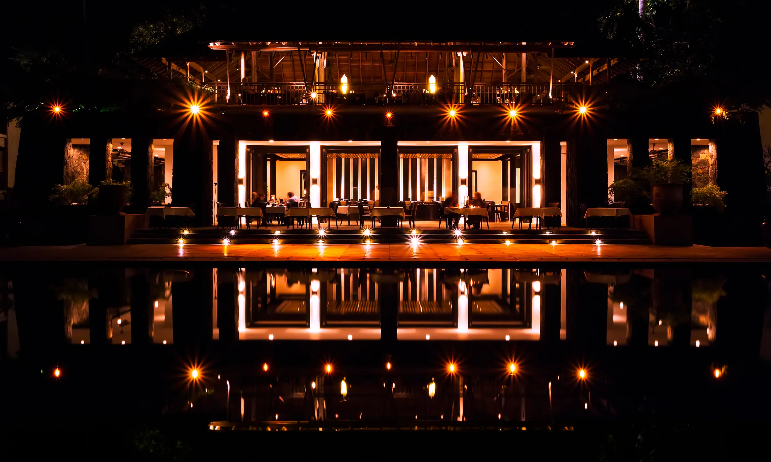 565A5336 Pool - nightLankawi.jpg