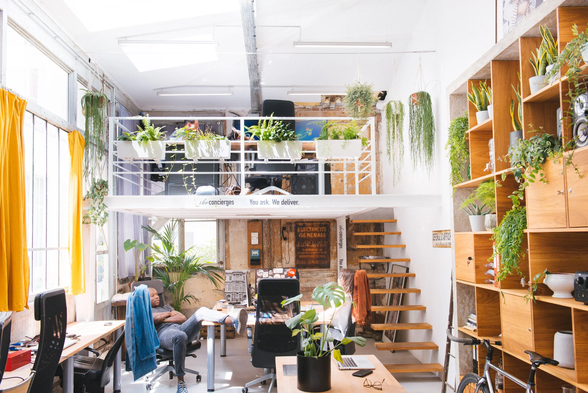 vegetalisation-bureaux-industriel.jpg