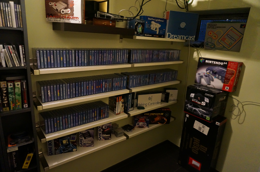 Dreamcast Games and Hardware