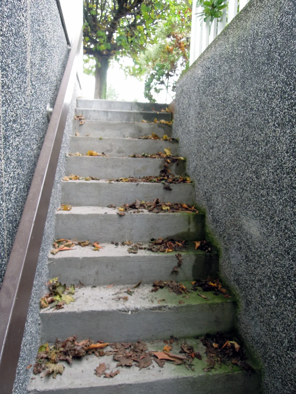 dustlayer.com-arcade-stairs