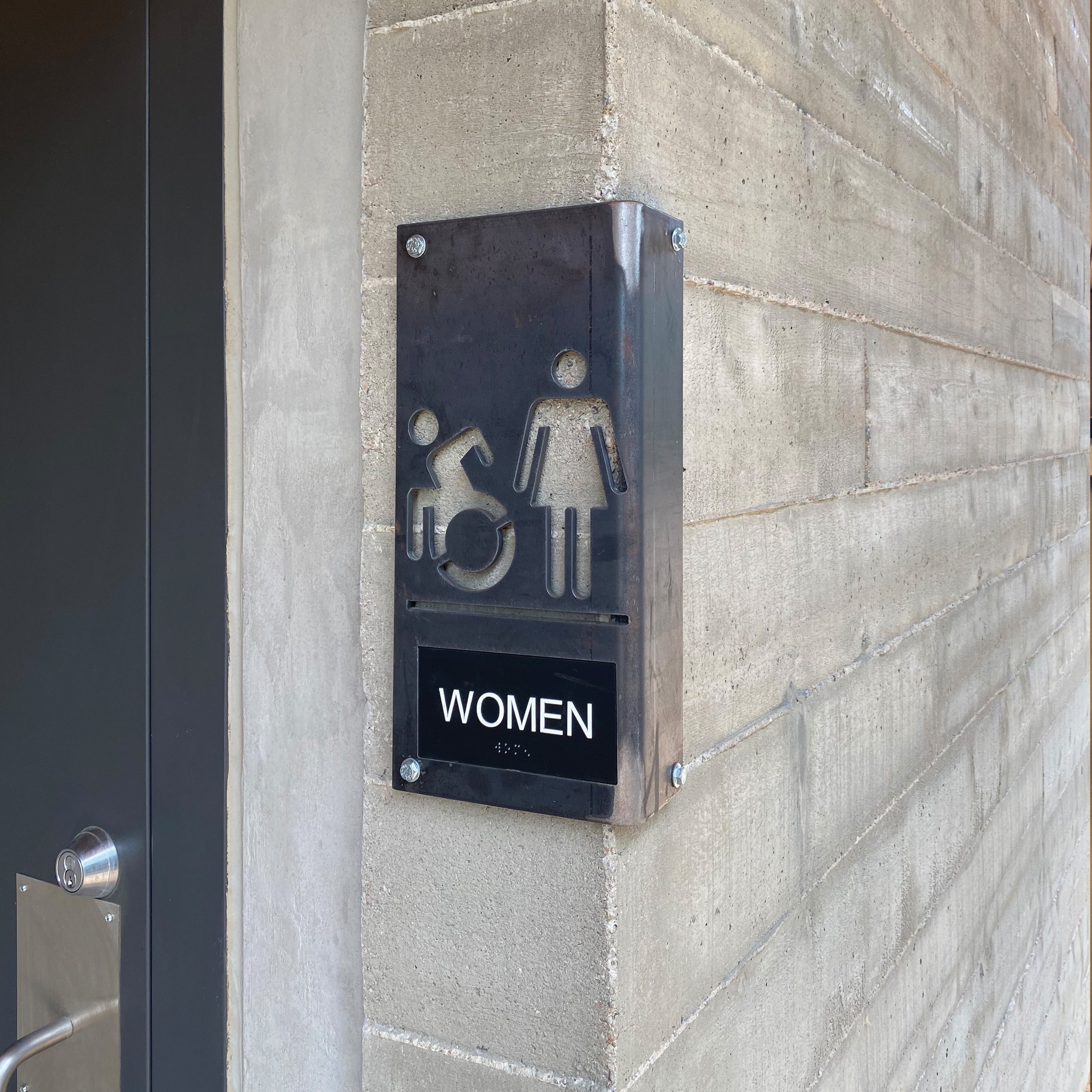 restroom sign.jpg