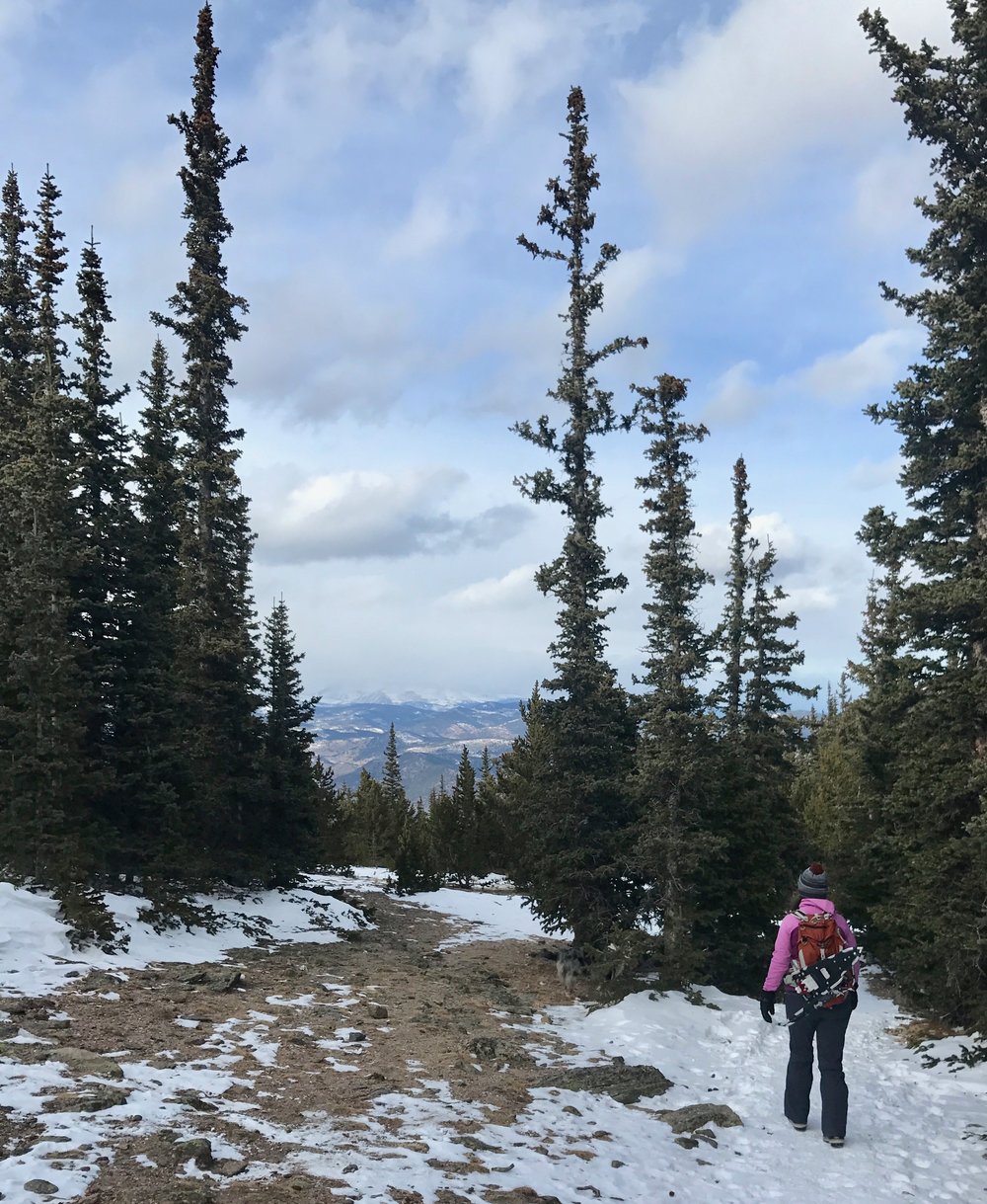  The views continue on the hike out. 