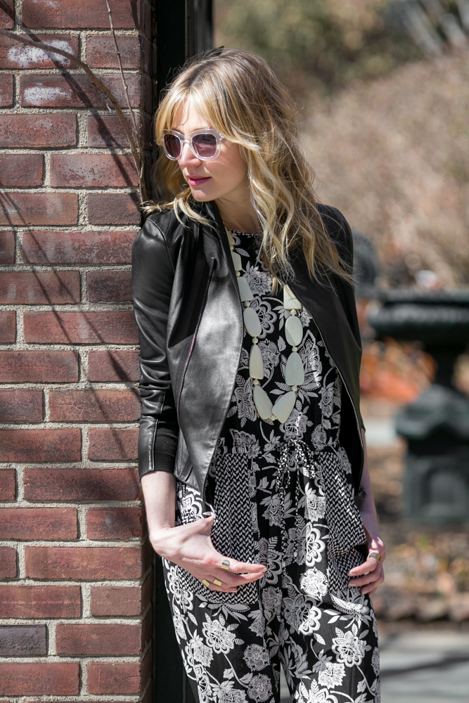 Jumpsuit, American Eagle ; Jacket, Paige Denim ( similar here ); Shoes, Zara ( similar here ); Rings, Maison Martin Margiela ; Galsses, Forever 21 ( similar here ); Necklace, Vintage Photos by Phillip Van Nostrand 