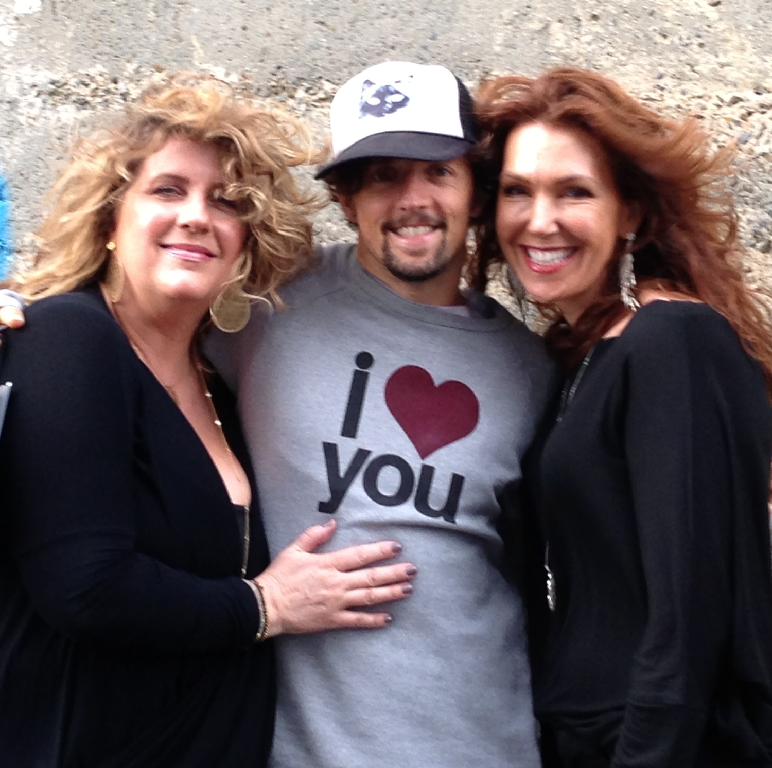 Ingrid & Karen with singer and fellow humanitarian, Jason Mraz.