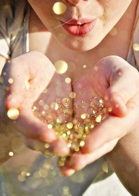 We send your packages with love!