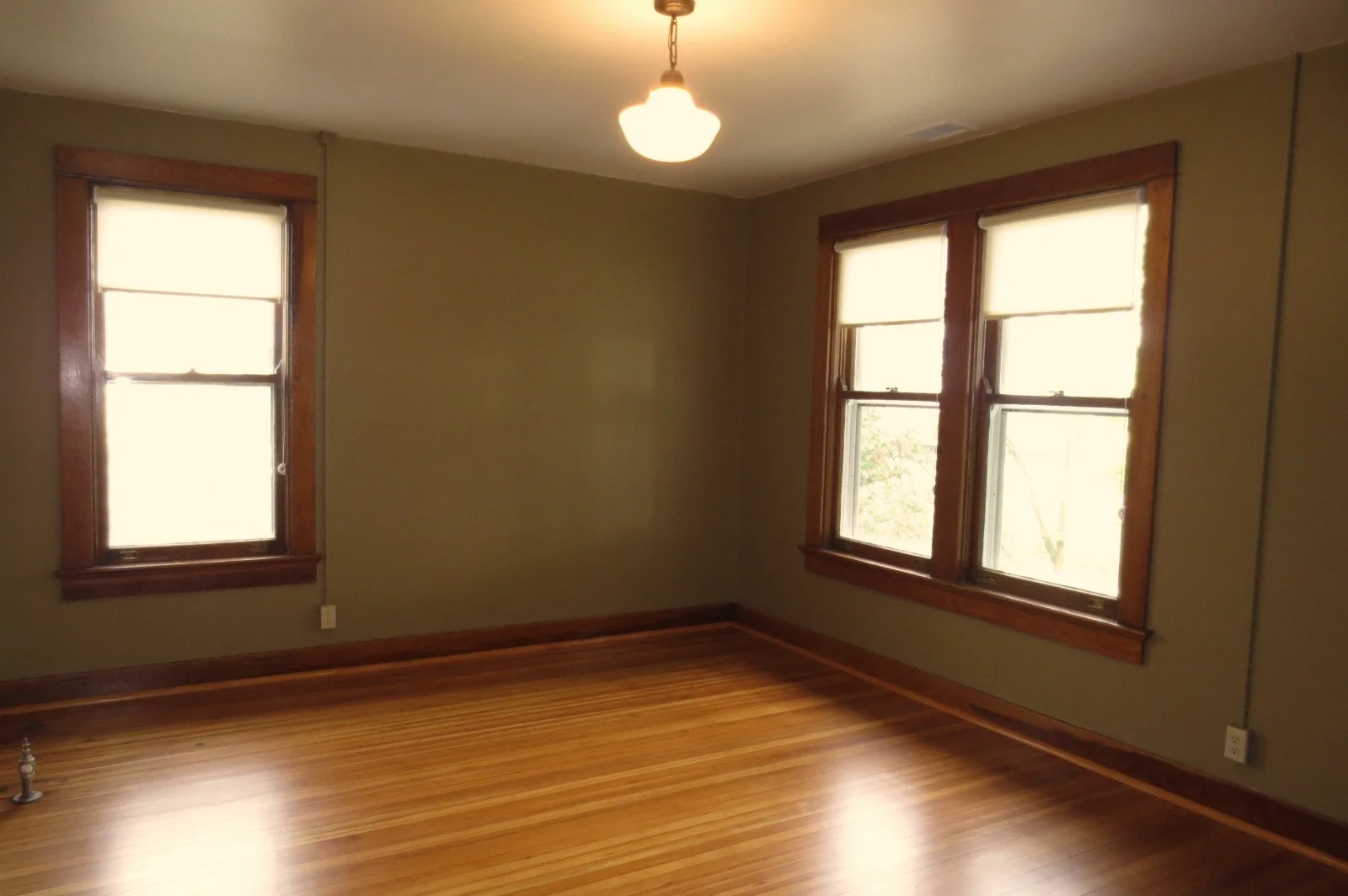 Spacious Living Room, Great Views