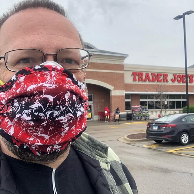 Went to Trader Joe&rsquo;s in my new Walking Dead mask courtesy of Diana Maythorne Morrigan from the Biters Podcast!  Thanks Dianna!!!
#facemask #twd #walkingdead #coronavirus #staysafe #traderjoes