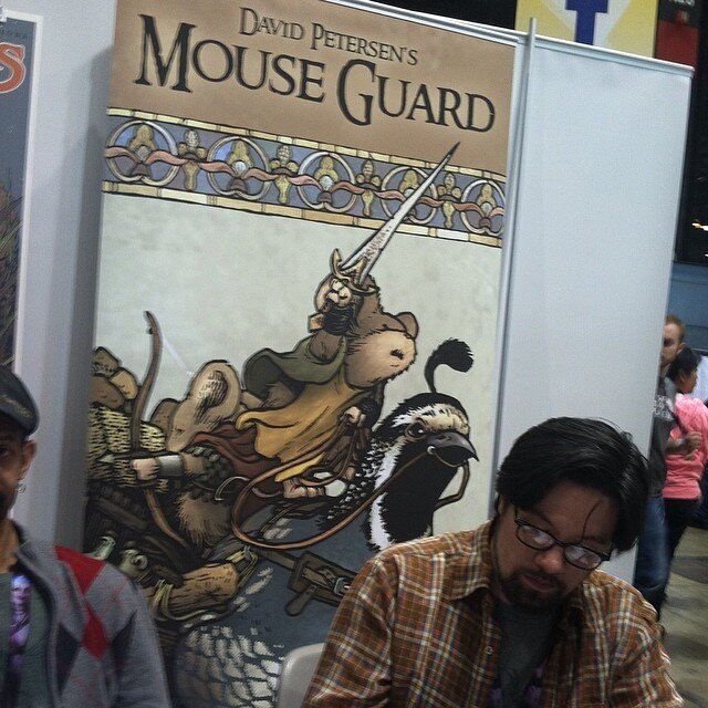 MouseGuard is a fantastic,must read series. And right there is David Petersen! #davidpetersen #mouseguard #c2e2 #smgpods @mouseguard