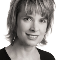 Woman’s professional business headshot, Bloomington, Illinois