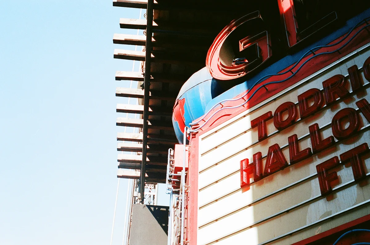 LA02.jpg