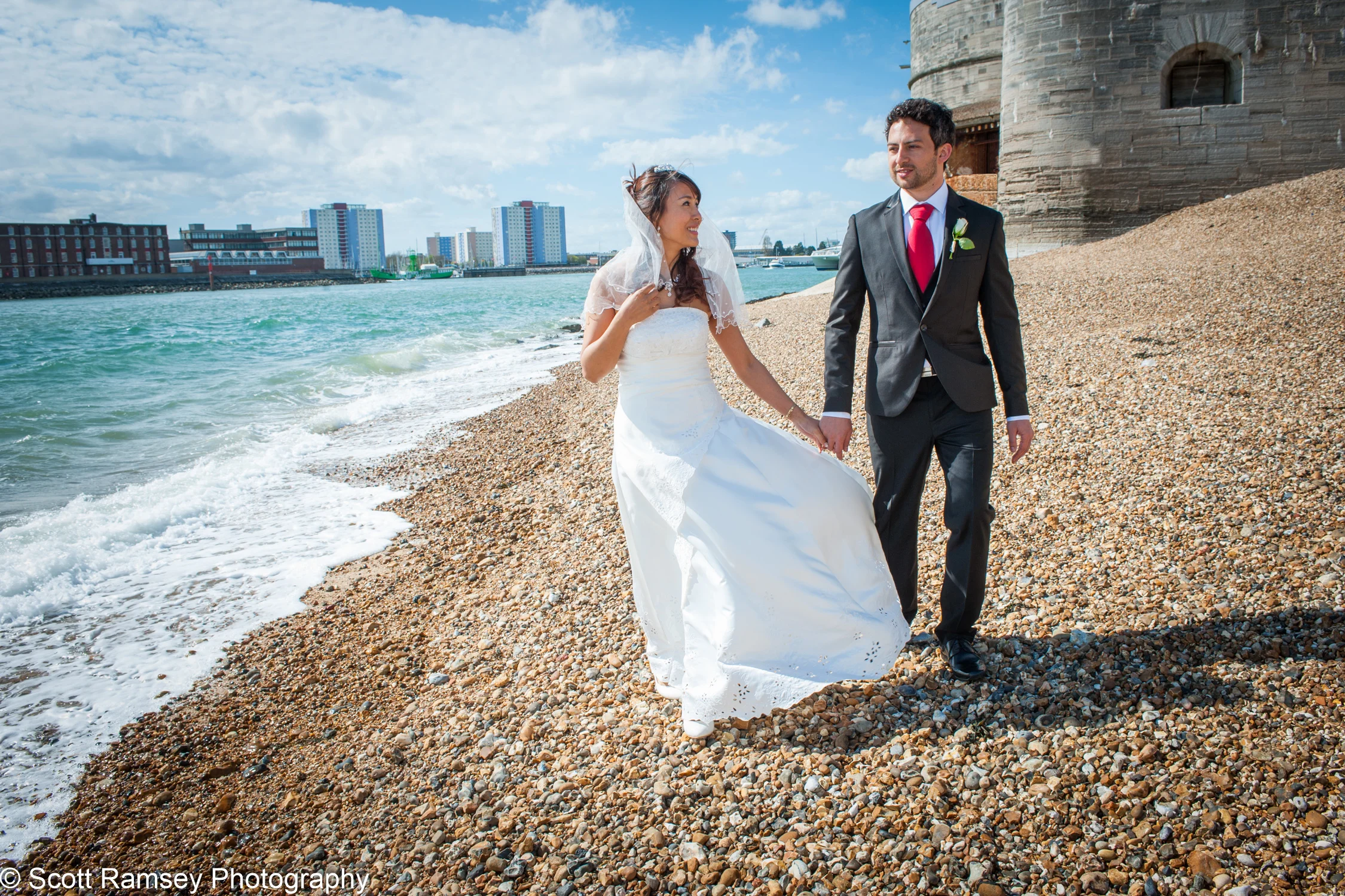Portsmouth wedding photographer Scott Ramsey created this romantic wedding photograph in historic Old Portsmouth.