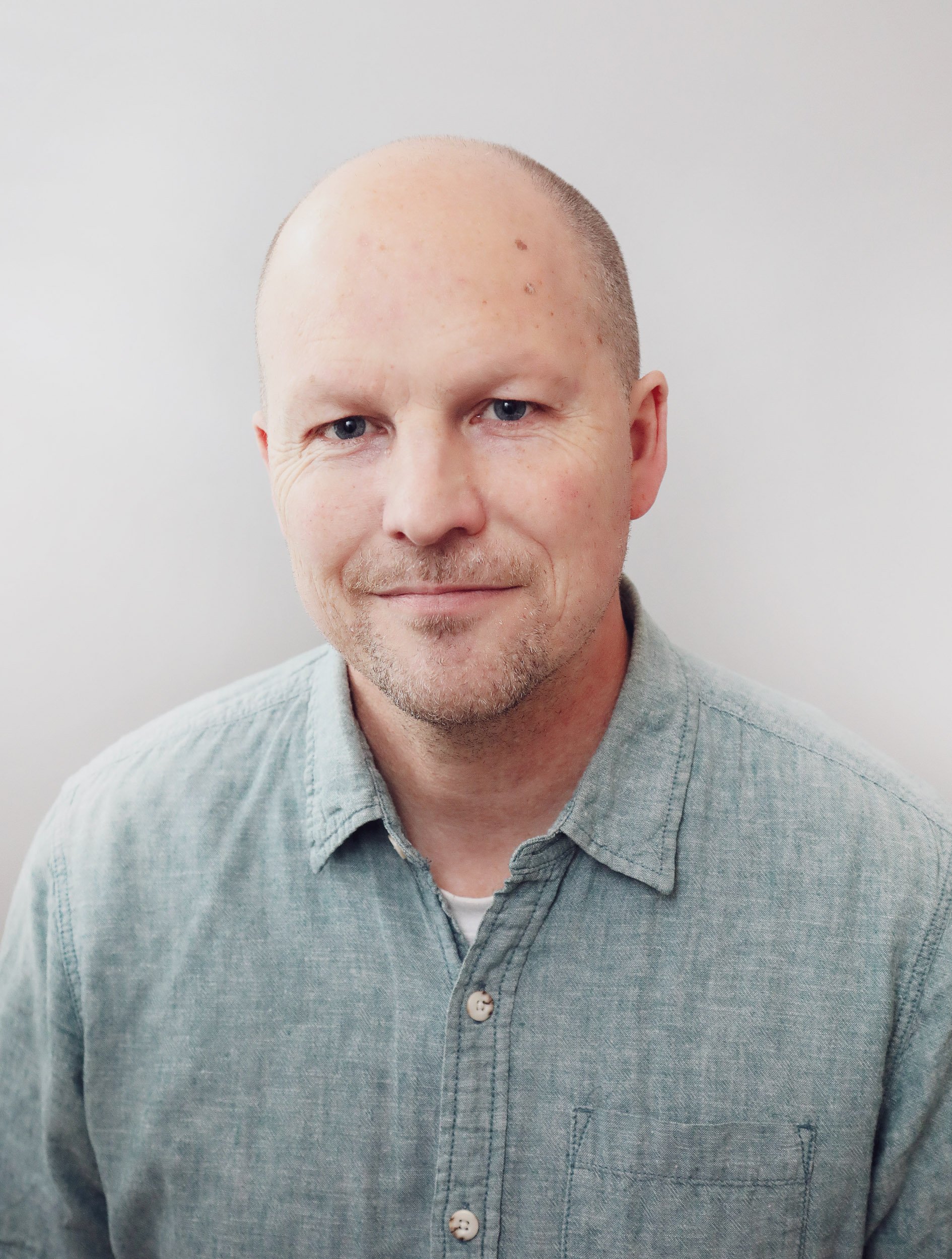 Brighton Bureau Chief Stephen: 30 years of commercial photography expertise in Brighton, Chichester, and West Sussex for Scott Ramsey.