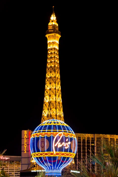 The first night here, we went out for a photowalk along the Vegas strip.