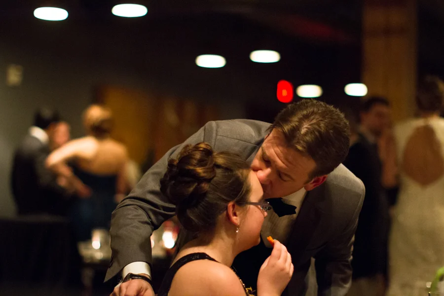 milwaukee_art_museum_wedding-51.jpg