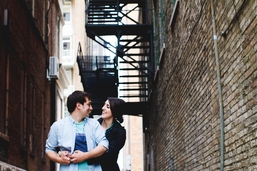 milwaukee-engagement-session-paul-stephanie-5.jpg