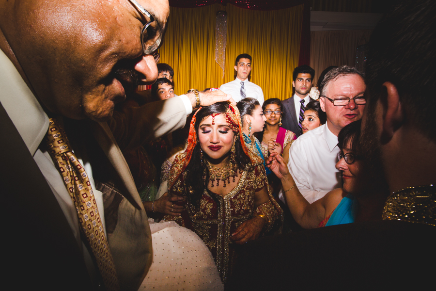 milwaukee-documentary-wedding-photography_zn-86.jpg