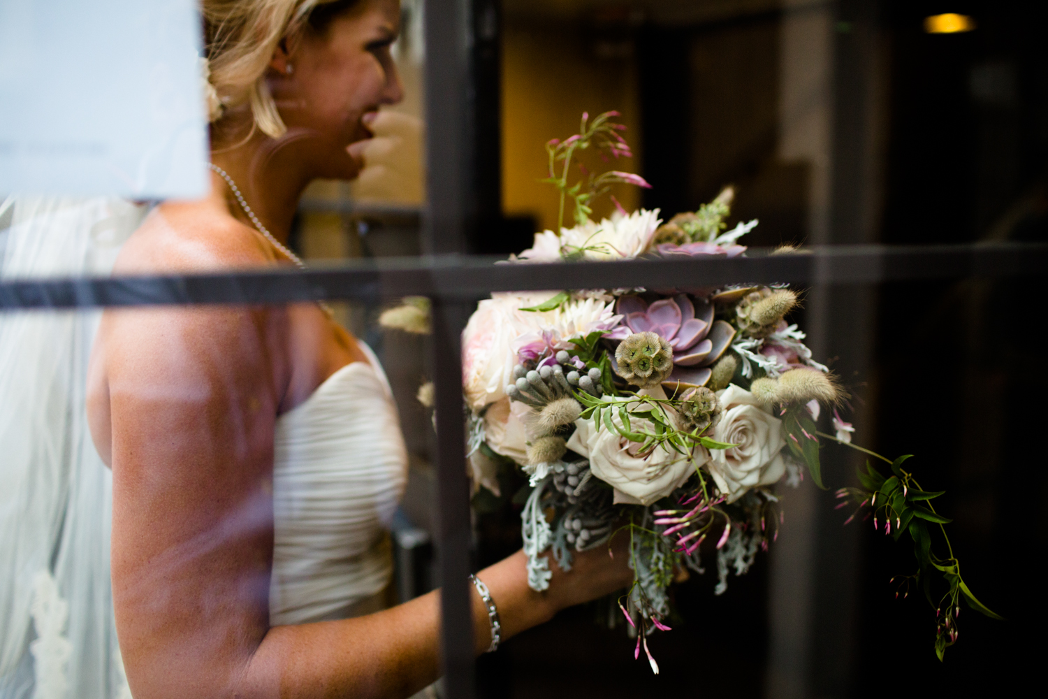 grain_exchange_wedding_milwaukee_photographers-068.jpg