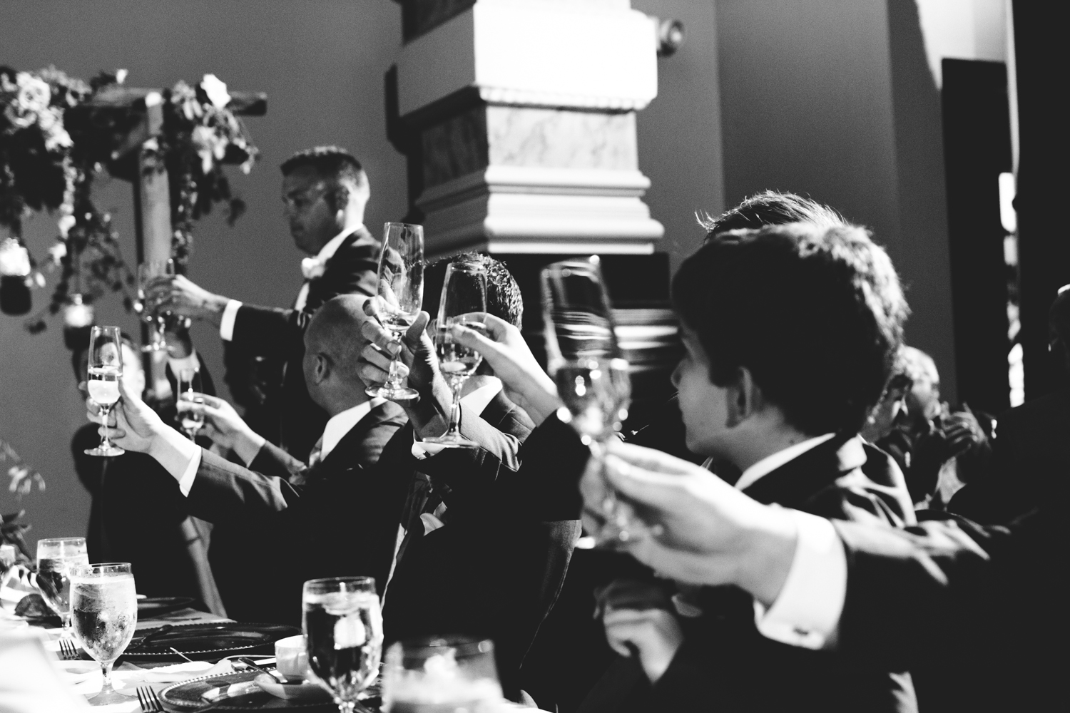 grain_exchange_wedding_milwaukee_photographers-081.jpg