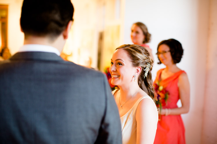 chicago_wedding_photography_at_gruen_gallery-047.jpg