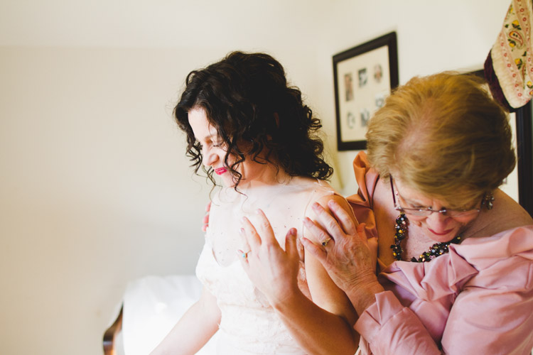 backyard_wedding_wisconsin_wedding_photography_matt_haas_photography-008.jpg