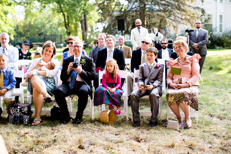 backyard_wedding_wisconsin_wedding_photography_matt_haas_photography-028.jpg