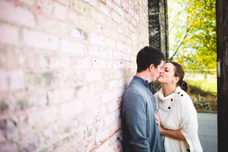 milwaukee_engagement_session_nl-011.jpg