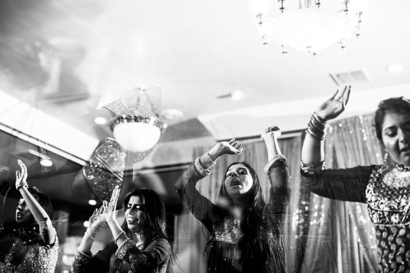 pakistani-wedding-photographers-chicago-milwaukee-zn-216.jpg