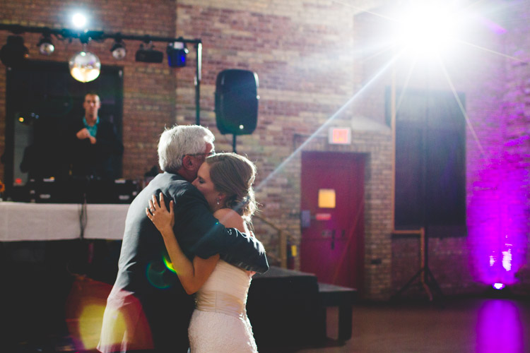 milwaukee-wedding-photography-gesu-k2-083.jpg