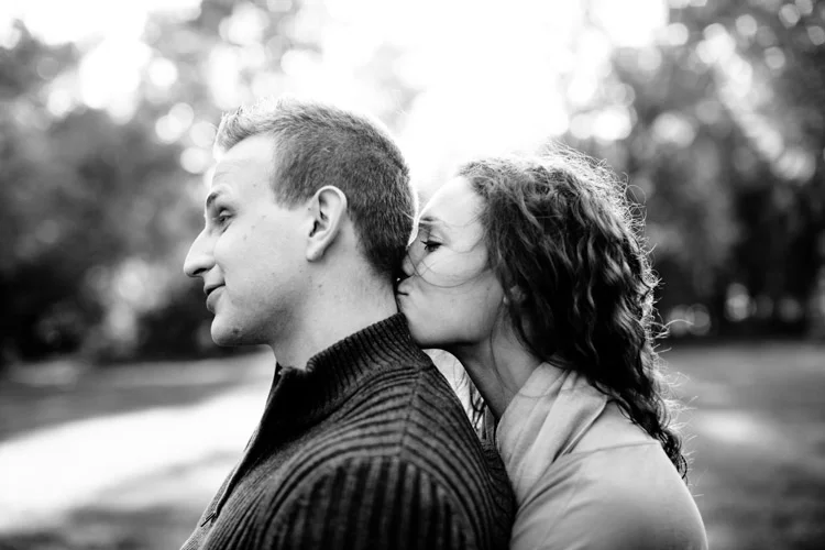 milwaukee_engagement_session_ka-005.jpg