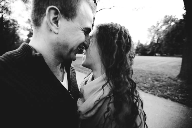 milwaukee_engagement_session_ka-010.jpg