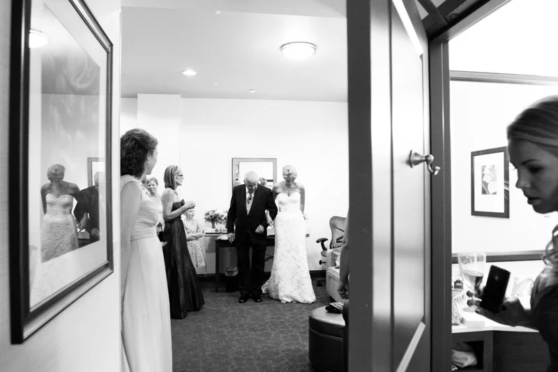 milwaukee-wedding-photographers-grain-exchange-016.jpg