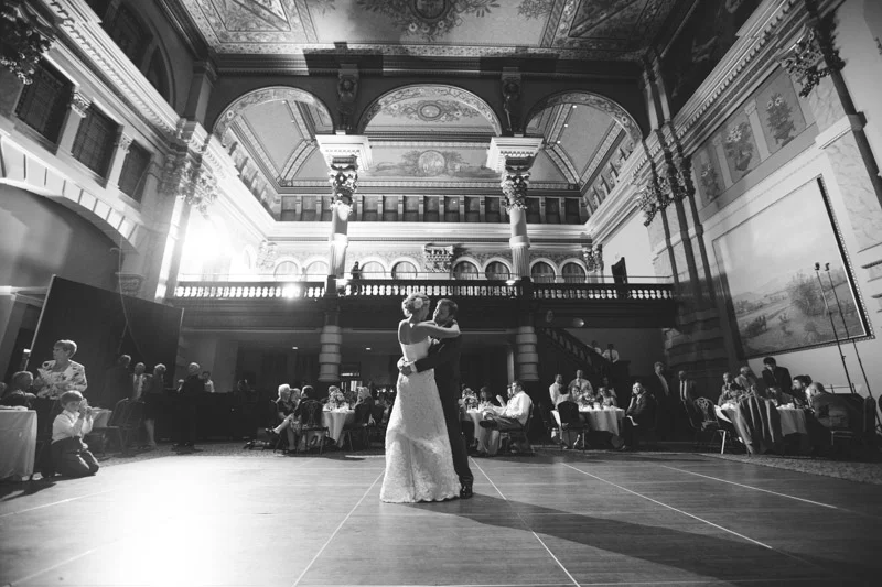milwaukee-wedding-photographers-grain-exchange-148.jpg