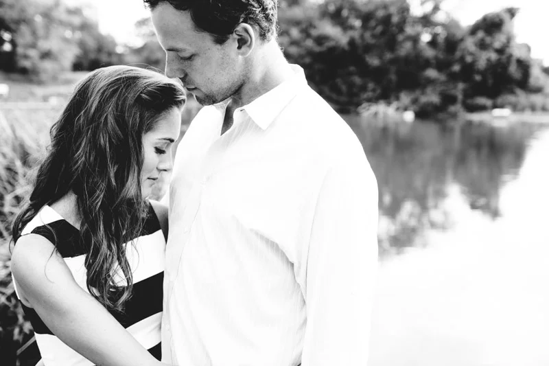 chicago-photographer-engagement-jc-005.jpg