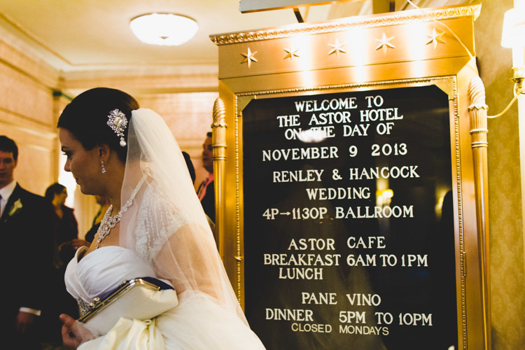 milwaukee-wedding-photographers-astor-hotel-nl-0053.jpg