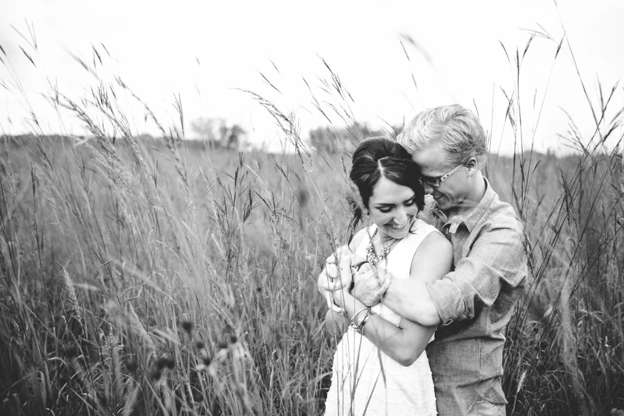 engagement-session-milwaukee_0002.jpg