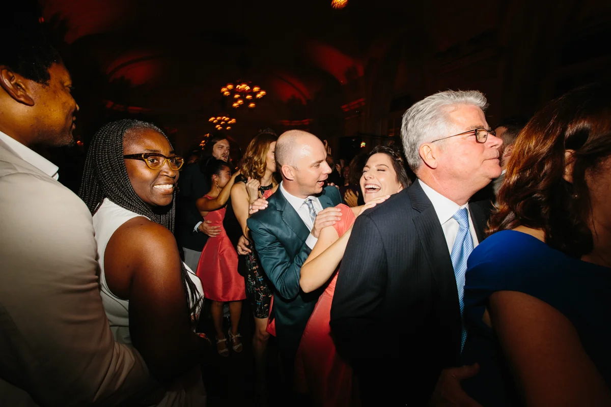 chicago-wedding-photographer-ryanmaureen-41.jpg