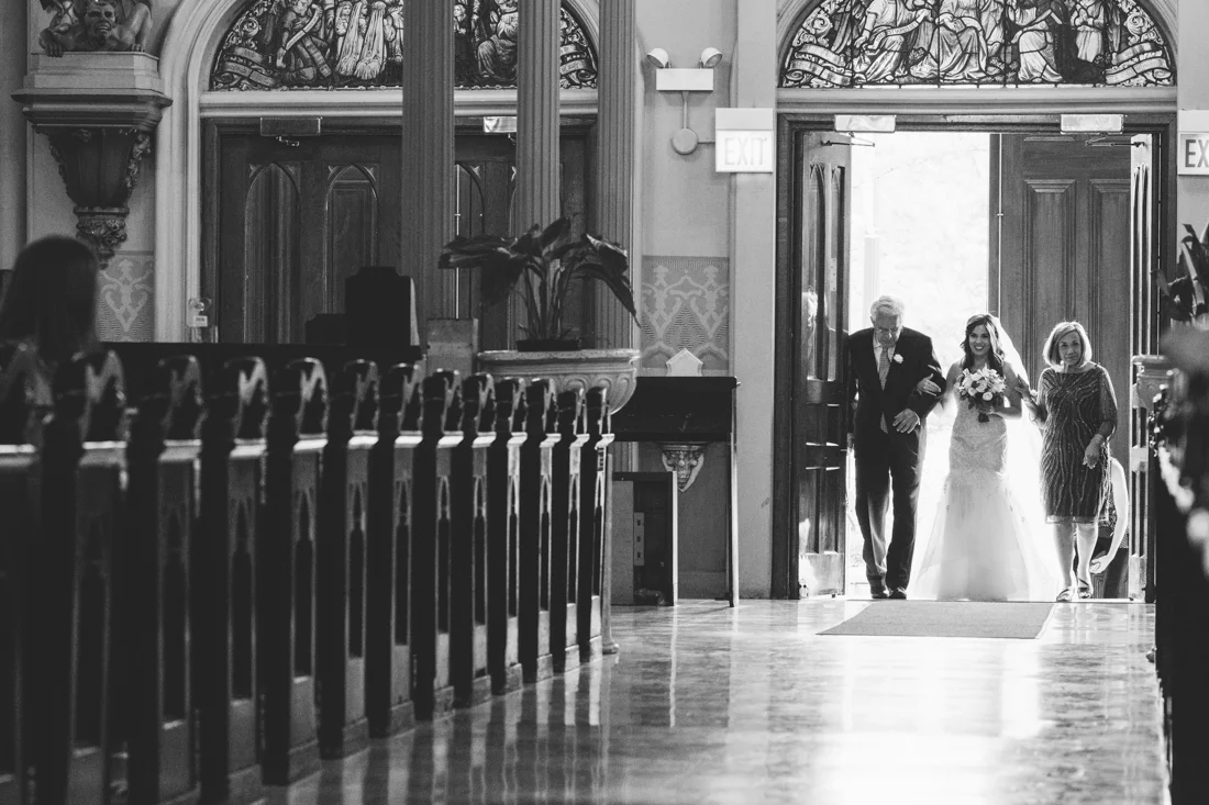 unique-chicago-wedding-photography-city-view-loft-1878.jpg
