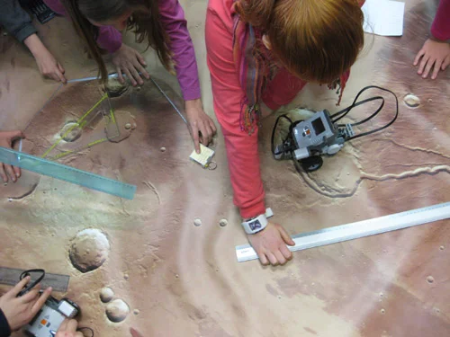measures-on-Mars-surface.jpg