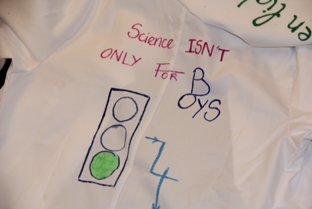 5th Annual g4g Day@Brussels 2014- Science isn't only for boys!