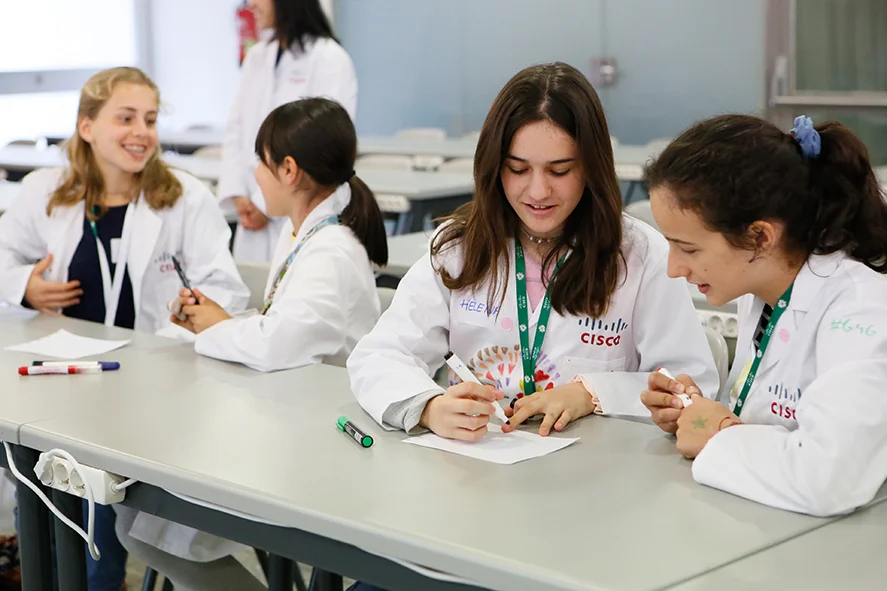 g4g Day @Sevilla - Mar. 2017 Together with Cisco, the City of Sevilla, and the Regional Government of Andalucia, 150-175 girls spent the day at CREA Innovation Center , discovering the unbelievable fun in Science, Technology, Engineering and Math! Take a look at the photo album of the event here .