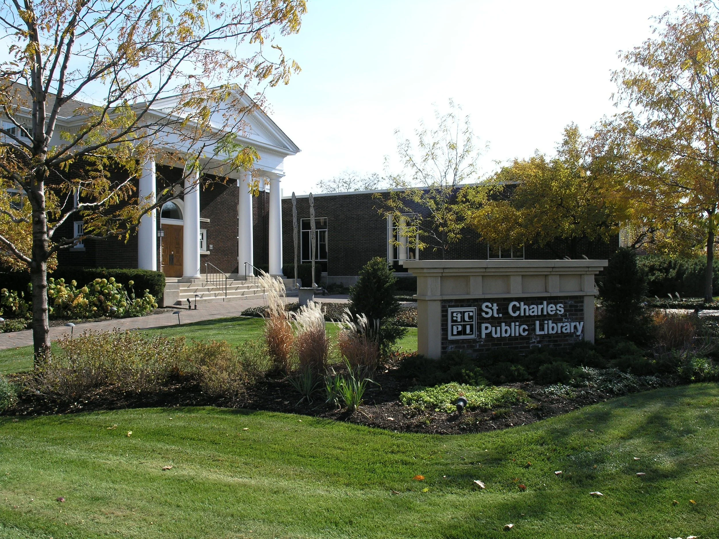 stcharleslibrary.jpg