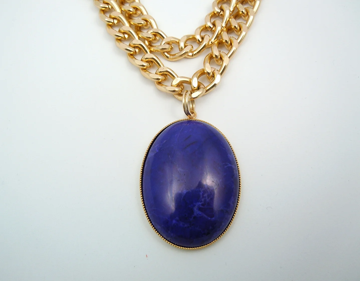 Dye lapis blue howlite pendant