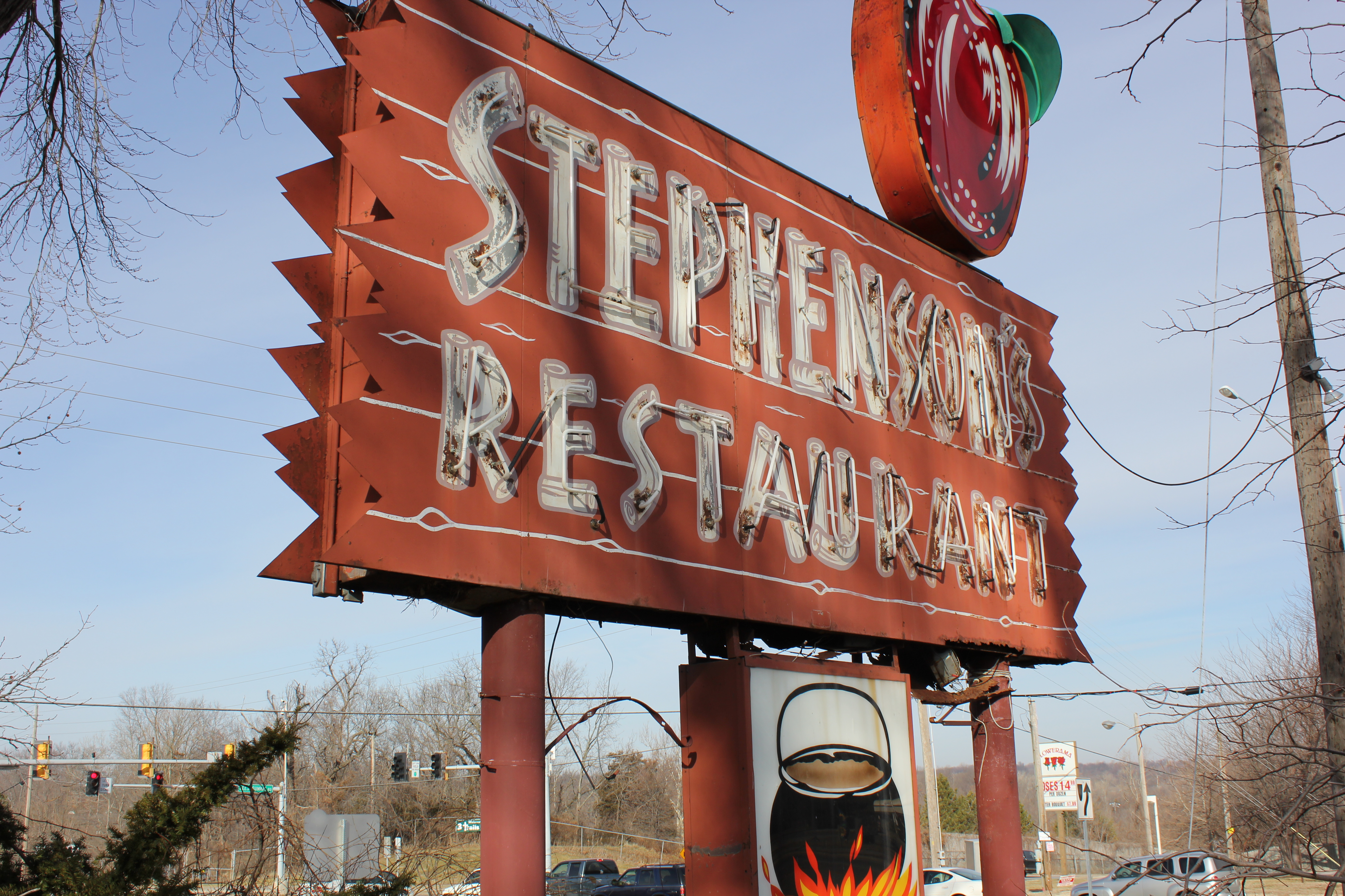 JCHS accepts gift of Stephenson's Restaurant sign
