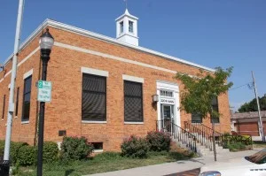 Lee's Summit historic group raises funds for museum