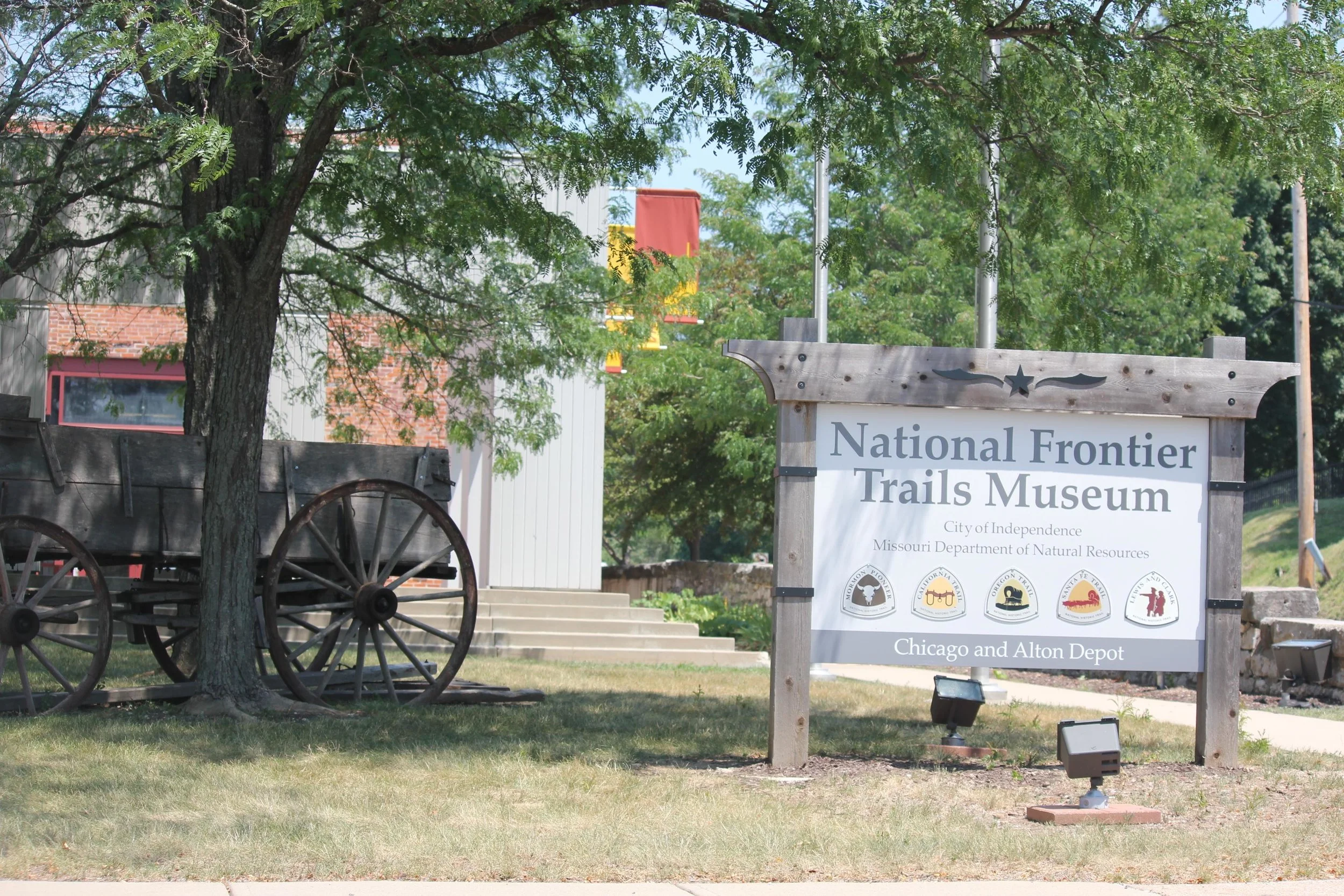 National Frontier Trails Center receives local history award